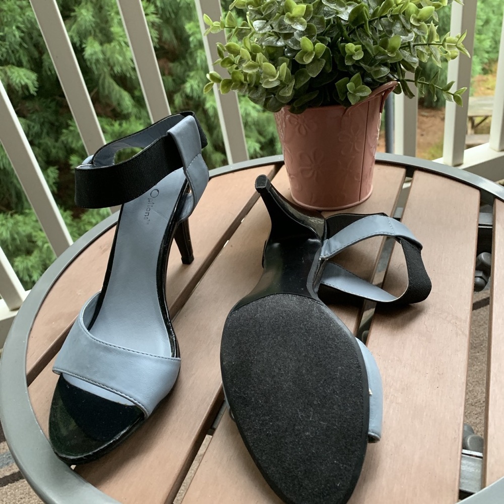 Blue/Black Heel